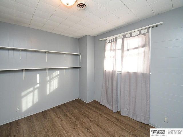 3218 N 66 Street, Omaha, NE 68104