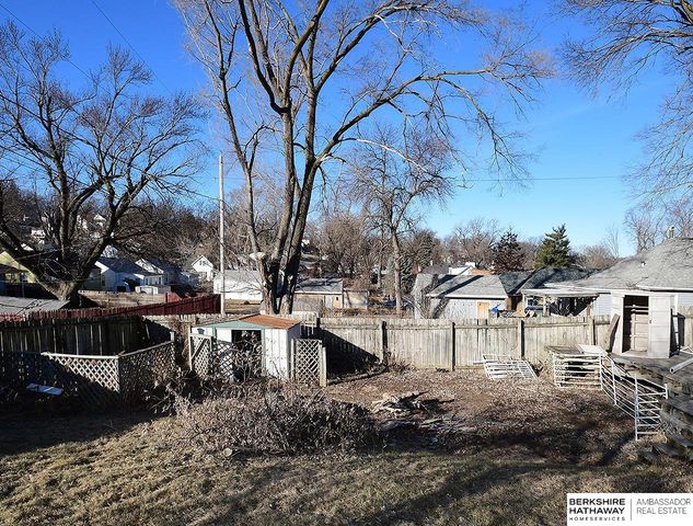 3218 N 66 Street, Omaha, NE 68104