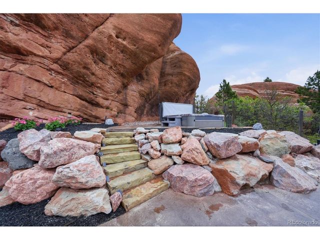 6195 Apache Dr, Larkspur, CO 80118