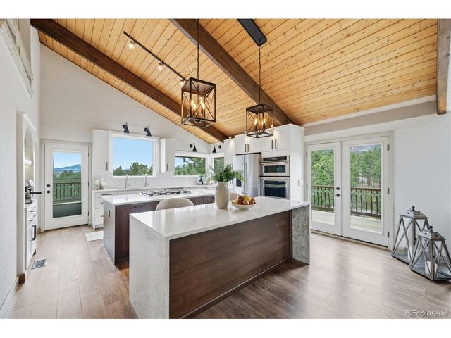 6195 Apache Dr, Larkspur, CO 80118