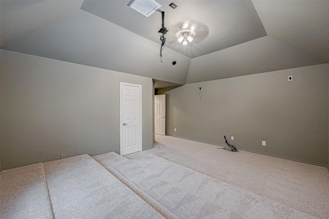 10327 Sablebrook Lane, Houston, TX 77095