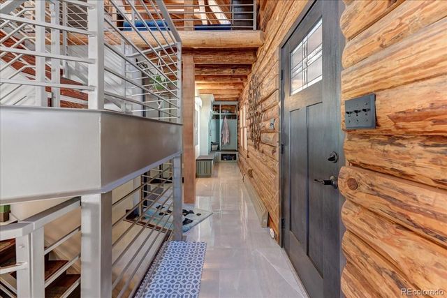 8752 S Ault Lane, Morrison, CO 80465