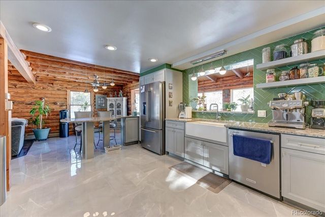 8752 S Ault Lane, Morrison, CO 80465