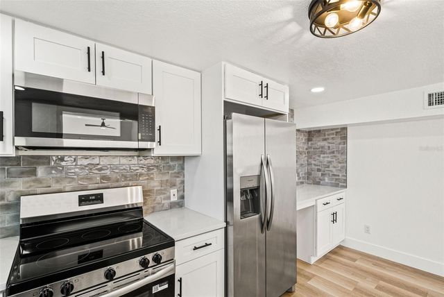 4606 W PAXTON AVENUE, Tampa, FL 33611