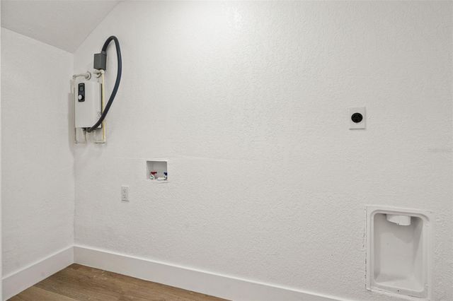 4606 W PAXTON AVENUE, Tampa, FL 33611