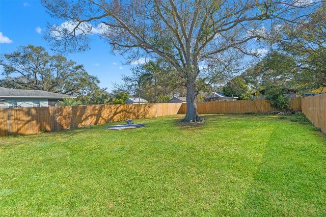 4606 W PAXTON AVENUE, Tampa, FL 33611