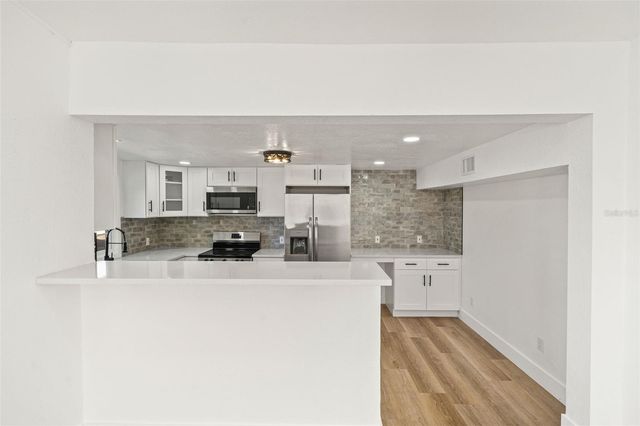 4606 W PAXTON AVENUE, Tampa, FL 33611