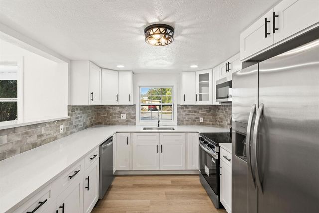 4606 W PAXTON AVENUE, Tampa, FL 33611