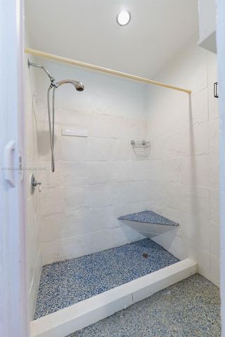 1474 NE 48th Ct, Pompano Beach, FL 33064