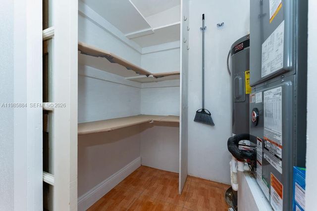 1474 NE 48th Ct, Pompano Beach, FL 33064