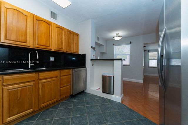 1474 NE 48th Ct, Pompano Beach, FL 33064