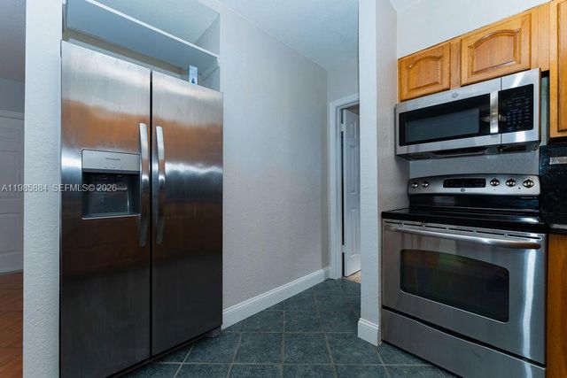 1474 NE 48th Ct, Pompano Beach, FL 33064