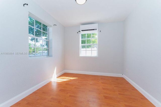 1474 NE 48th Ct, Pompano Beach, FL 33064