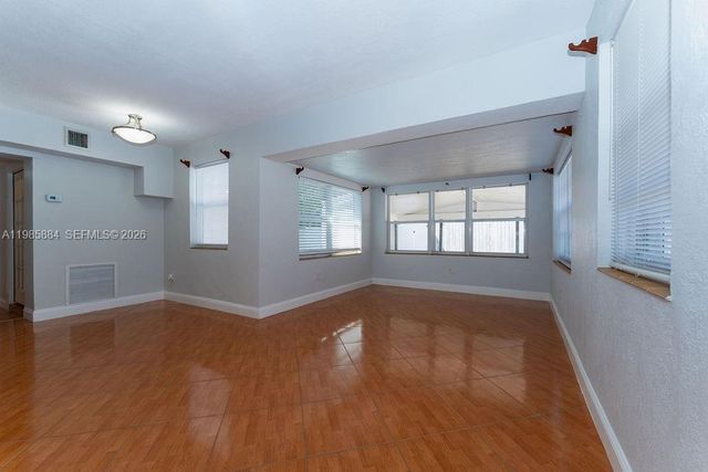 1474 NE 48th Ct, Pompano Beach, FL 33064