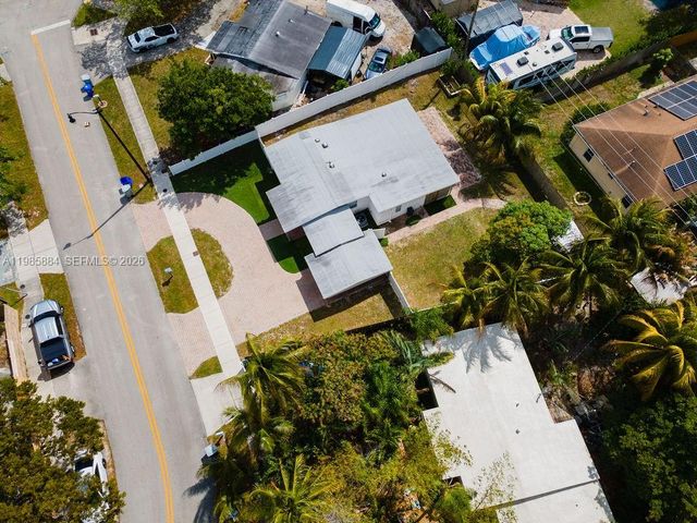 1474 NE 48th Ct, Pompano Beach, FL 33064