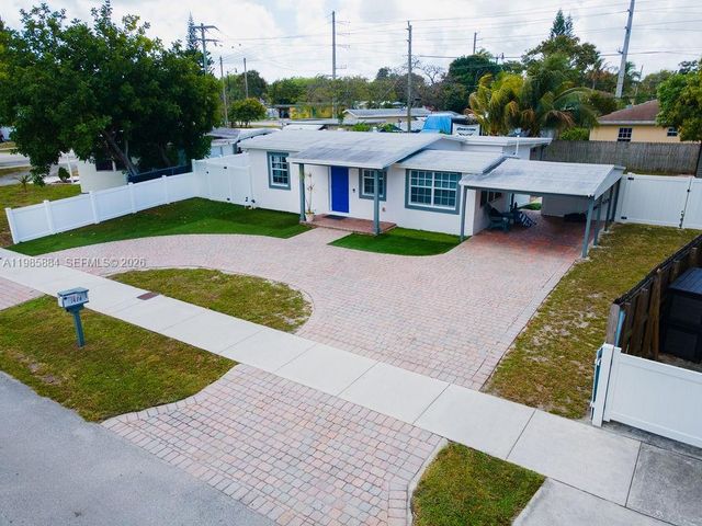 1474 NE 48th Ct, Pompano Beach, FL 33064