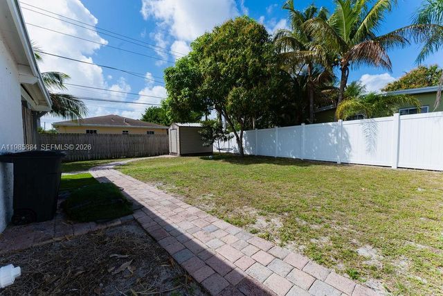 1474 NE 48th Ct, Pompano Beach, FL 33064