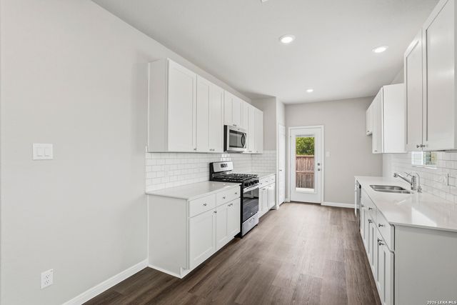 1943 Olivia Drive, New Braunfels, TX 78130