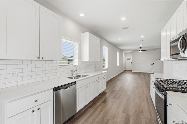 1943 Olivia Drive, New Braunfels, TX 78130