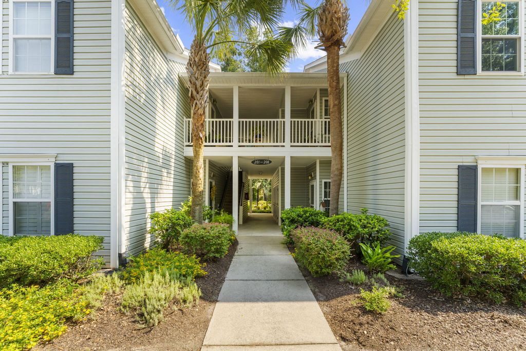 203 Pickering Lane, Charleston, SC 29414