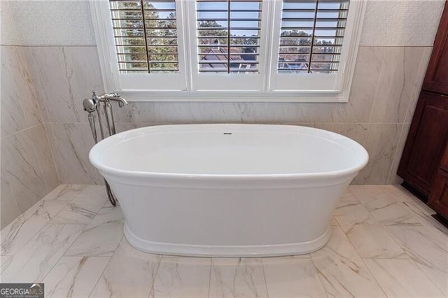 750 A J Land Road, Canton, GA 30115