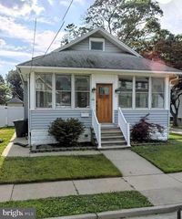 221 SYLVAN AVE, Gloucester City, NJ 08030