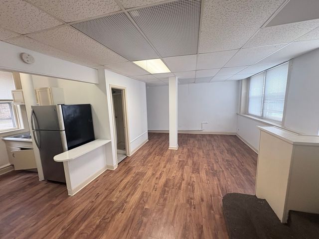 6616 W Windsor Avenue JB, Berwyn, IL 60402
