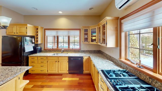 30 Pine Ridge Drive, Morrisonville, NY 12962