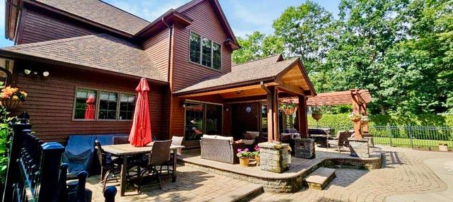 30 Pine Ridge Drive, Morrisonville, NY 12962