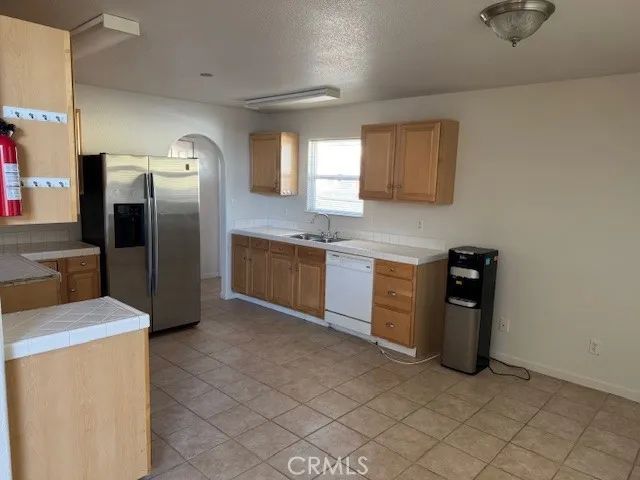668 1st, Upper Lake, CA 95485