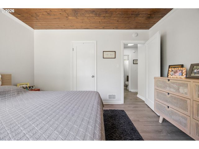 9317 N CALHOUN Ave, Portland, OR 97203