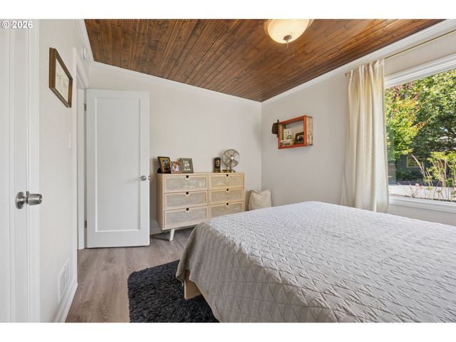 9317 N CALHOUN Ave, Portland, OR 97203