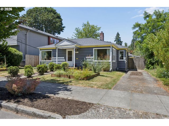 9317 N CALHOUN Ave, Portland, OR 97203