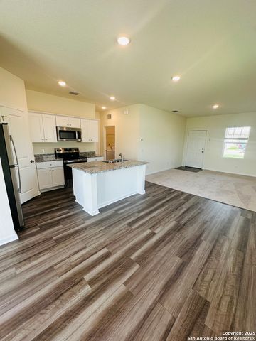 10136 Peppercorn Place, San Antonio, TX 78154