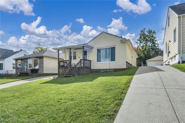 4415 Russell Avenue, Parma, OH 44134