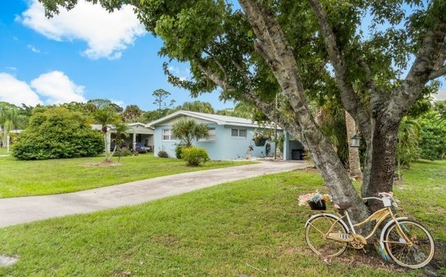 1655 41 Avenue, Vero Beach, FL 32960