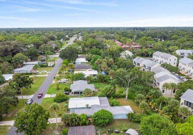 1655 41 Avenue, Vero Beach, FL 32960
