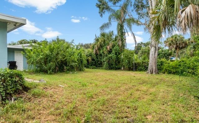 1655 41 Avenue, Vero Beach, FL 32960