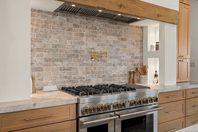 27006 Rocky Rim, San Antonio, TX 78266