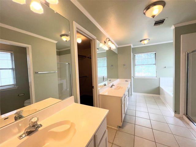 12416 Beartrap LN, Austin, TX 78729