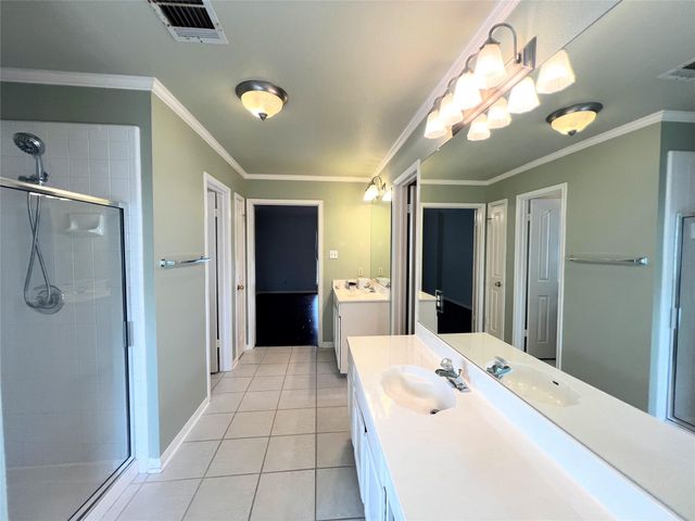 12416 Beartrap LN, Austin, TX 78729