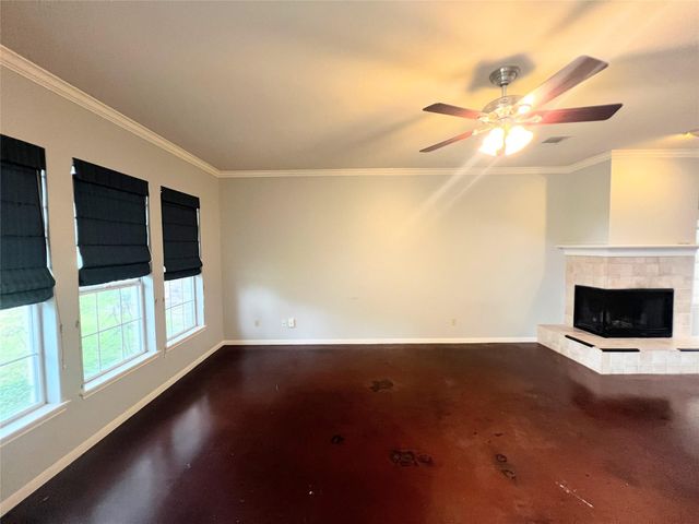 12416 Beartrap LN, Austin, TX 78729