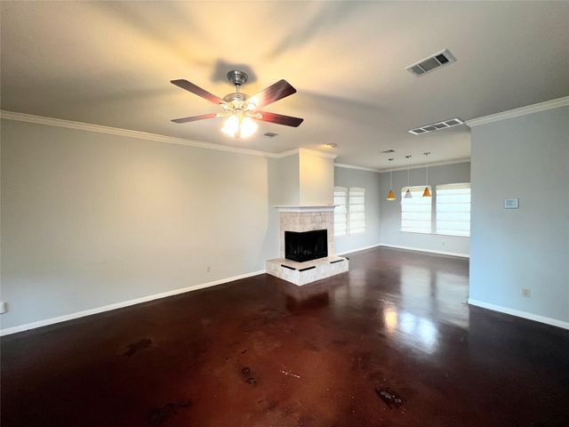 12416 Beartrap LN, Austin, TX 78729