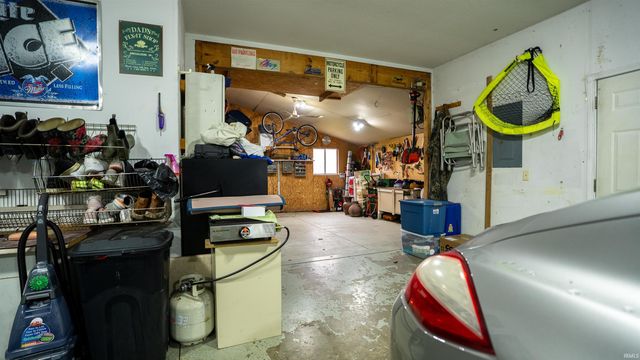 6815 Mapleton Drive, Fort Wayne, IN 46845