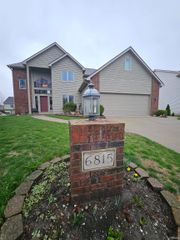 6815 Mapleton Drive, Fort Wayne, IN 46845