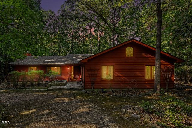 102 Webb Drive, Carrboro, NC 27510