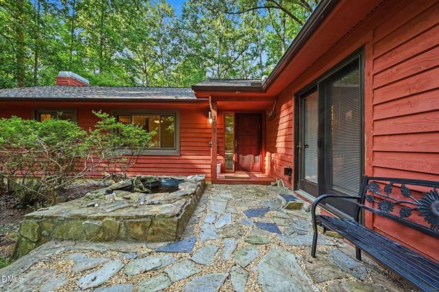 102 Webb Drive, Carrboro, NC 27510