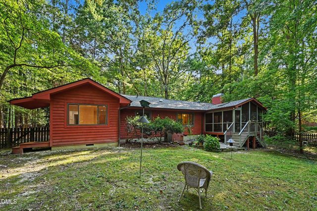 102 Webb Drive, Carrboro, NC 27510
