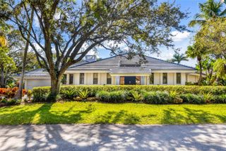 301 Isla Dorada Blvd, Coral Gables, FL 33143