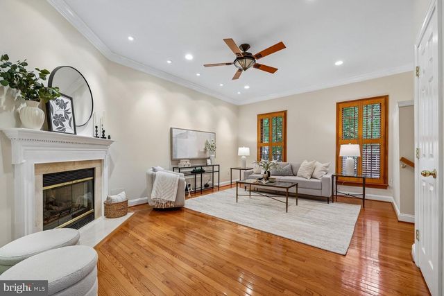 218 THAXTON ST, Gaithersburg, MD 20878